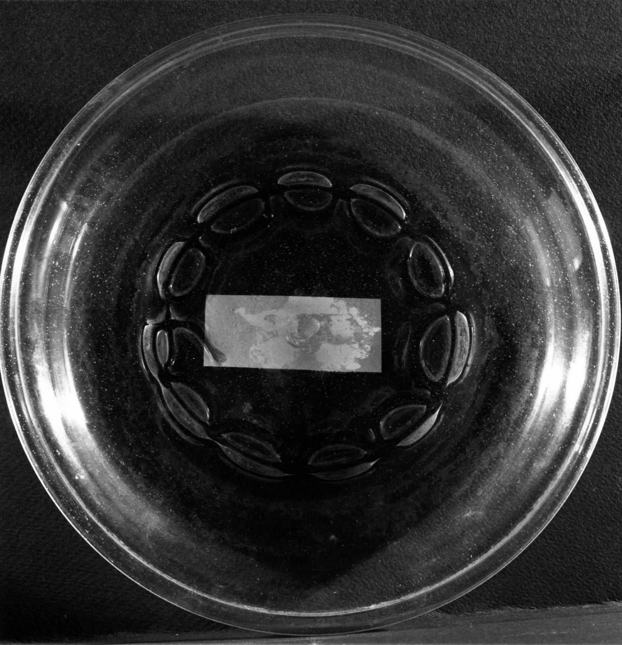 piatto - manifattura veneziana (secc. XVI/ XVII)