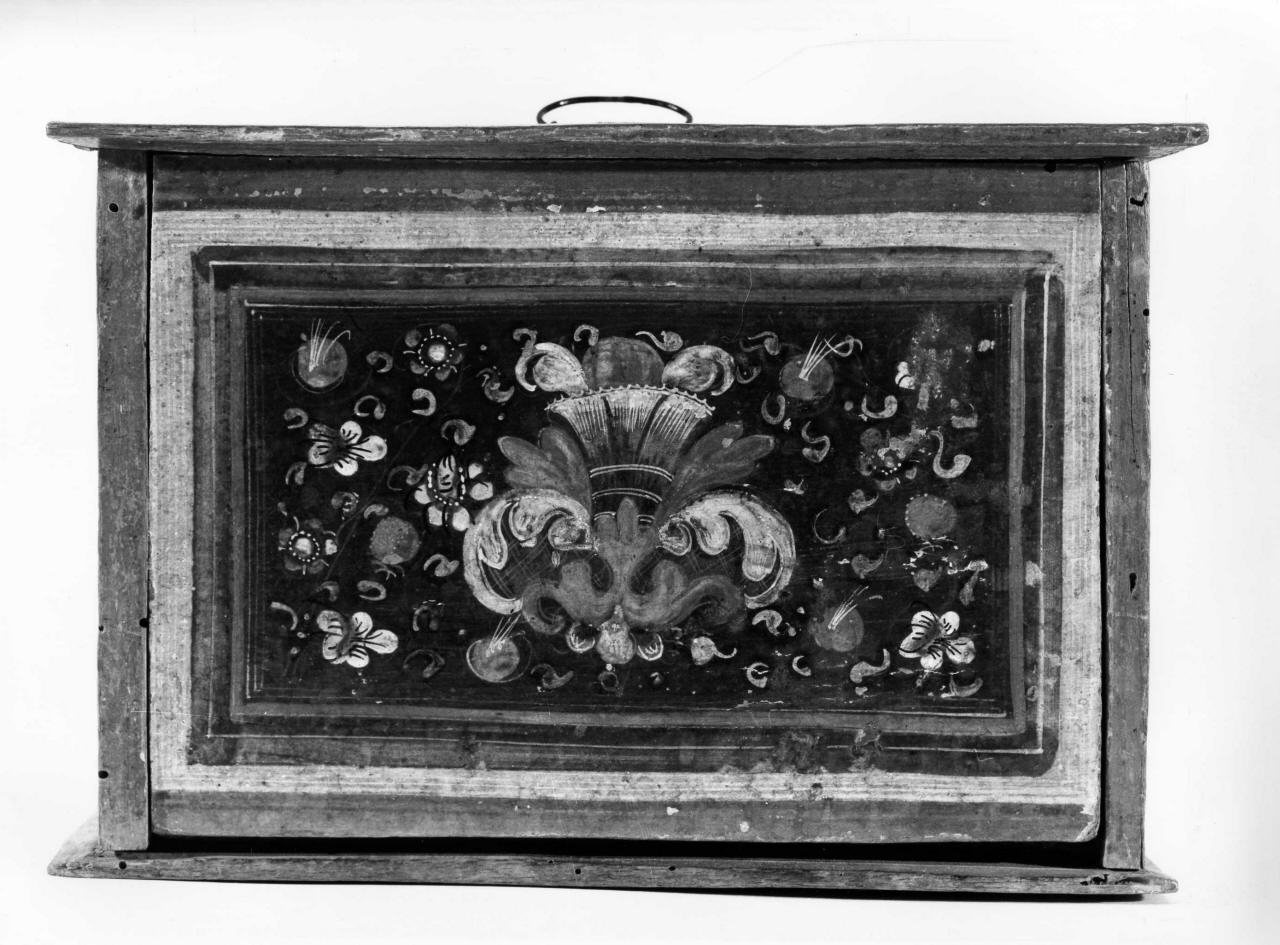 cassetta - manifattura toscana (sec. XVIII)