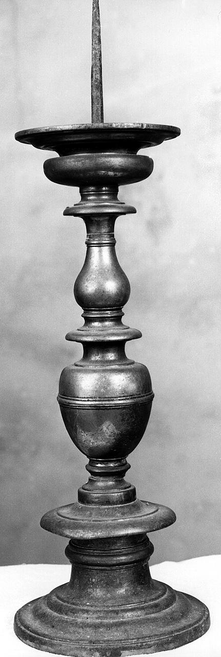 candeliere - produzione toscana (seconda metà sec. XVII)