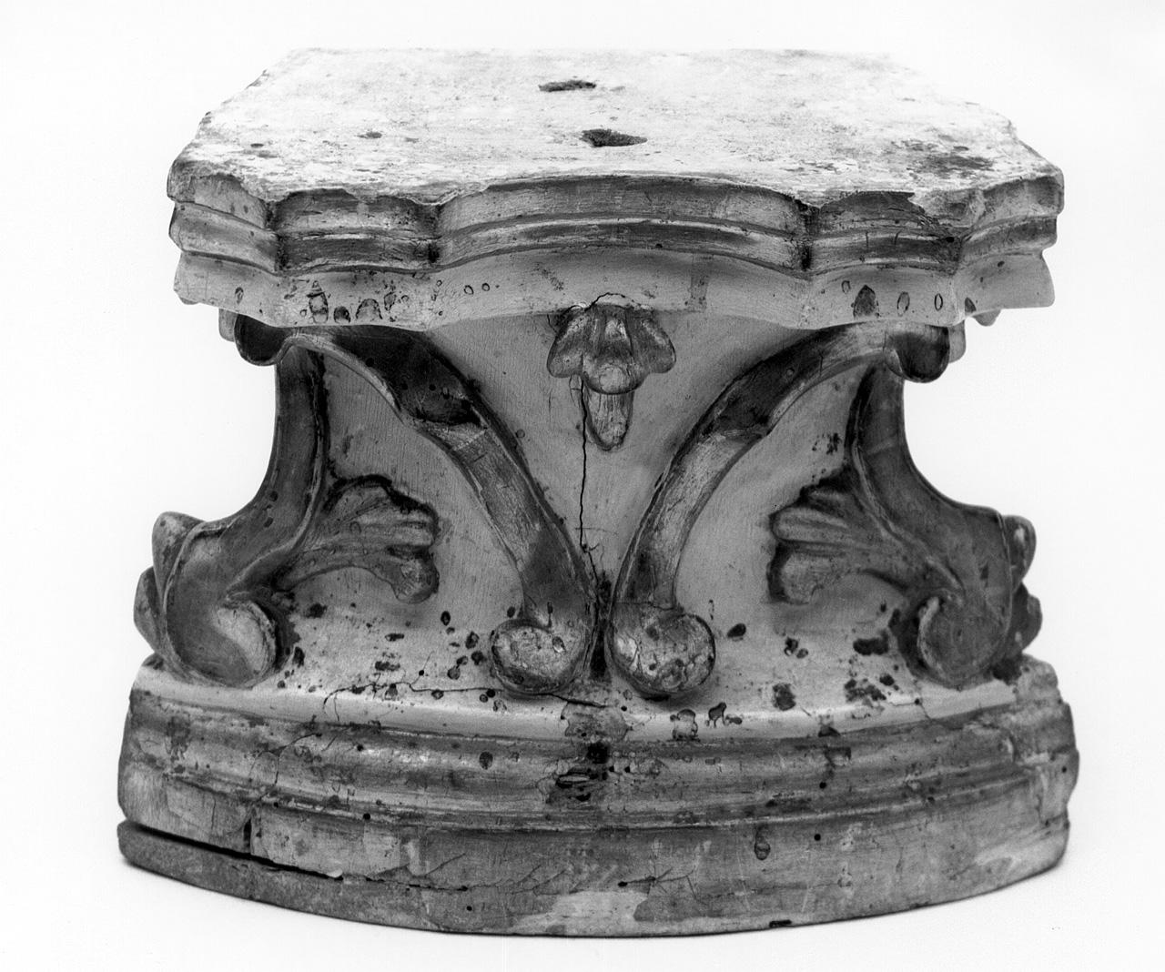 base, serie - bottega toscana (primo quarto sec. XIX)