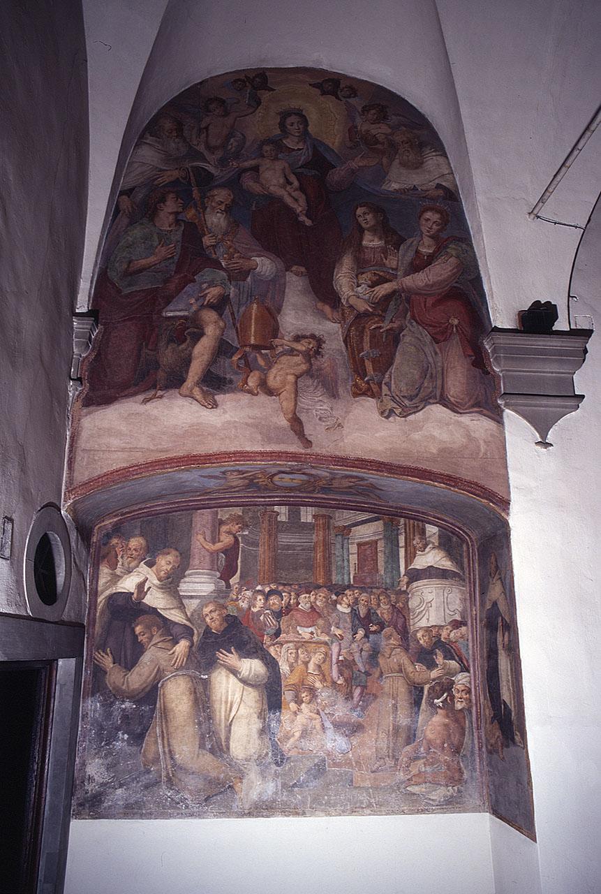 Madonna con Bambino, Santi, Sant'Alberto carmelitano predica alla folla alla presenza di San Francesco d'Assisi e di San Domenico, stemma gentilizio della famiglia Cerretani (dipinto) di Ferrucci Nicodemo, Monaldi Bernardino (sec. XVII)