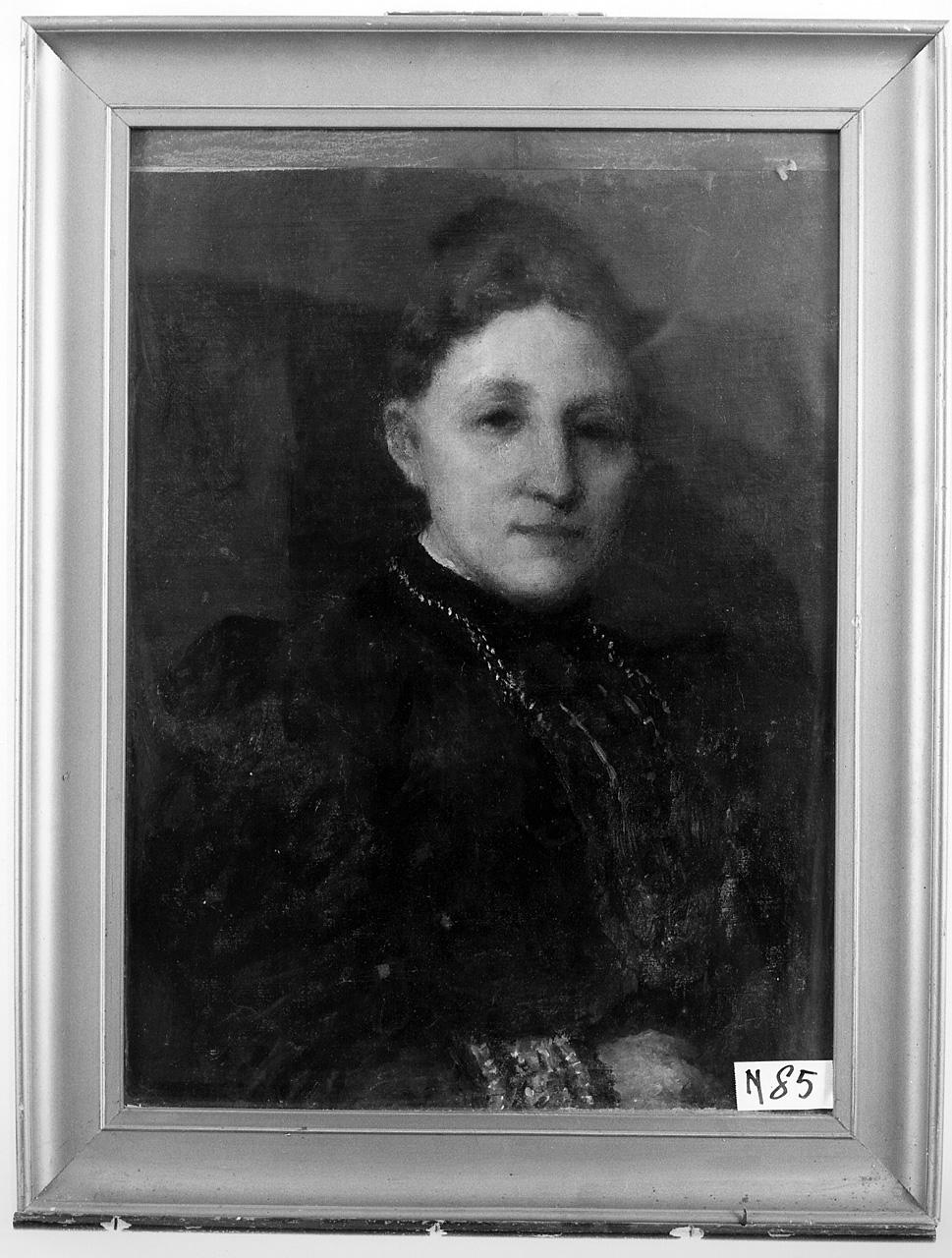 ritratto di donna (dipinto) - ambito romano (ultimo quarto sec. XIX)