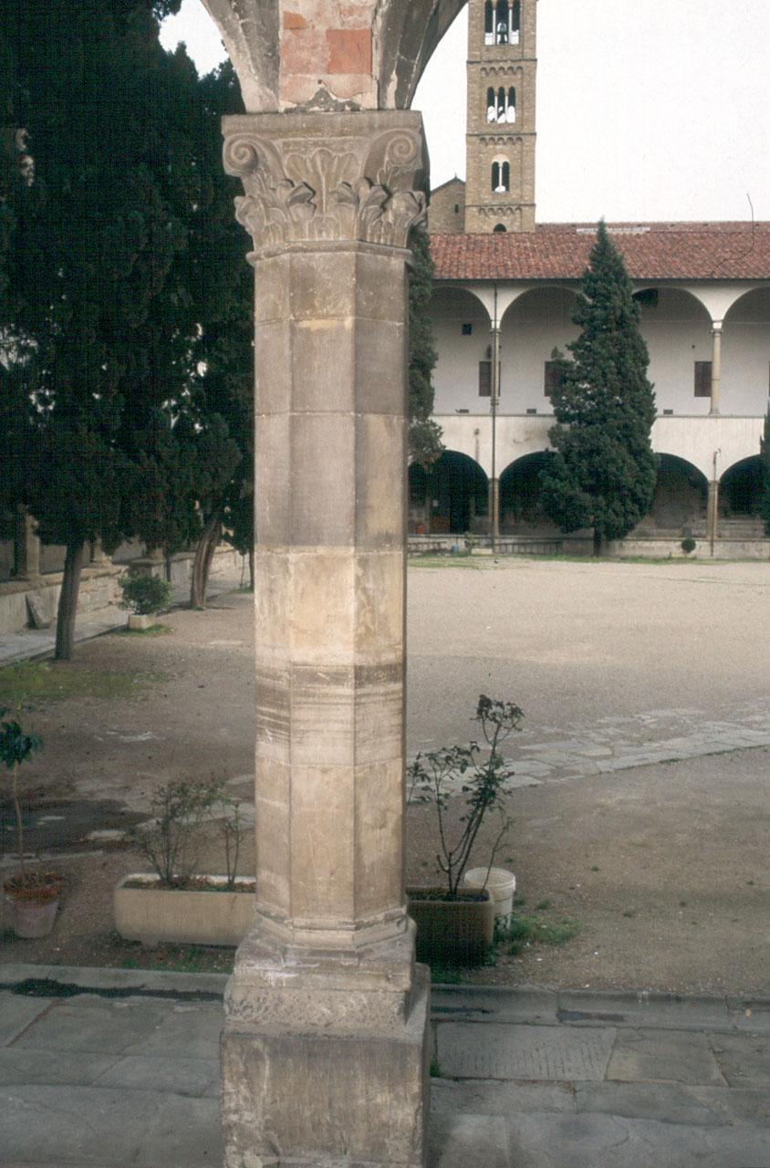 colonna - produzione fiorentina (sec. XIV)