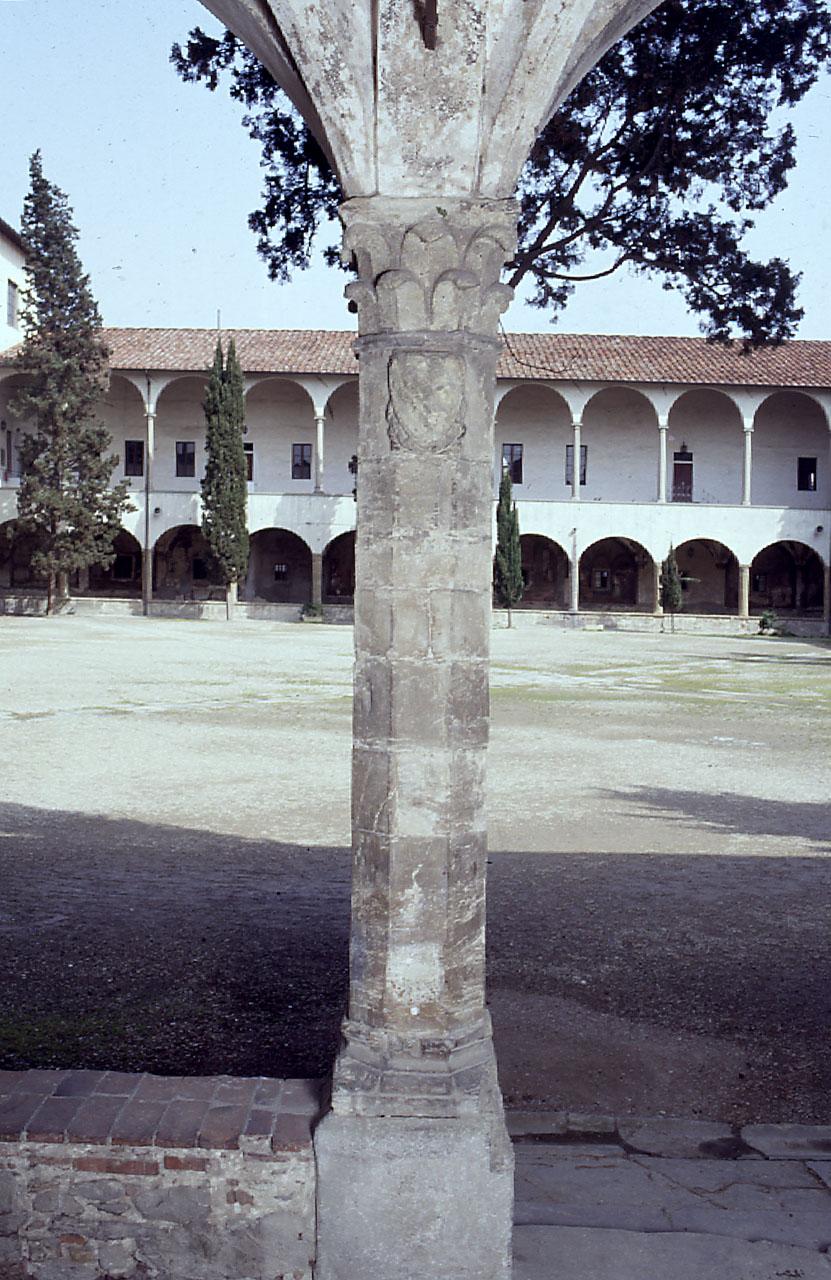 stemma gentilizio della famiglia Infangati (colonna) - produzione fiorentina (ultimo quarto sec. XIV)