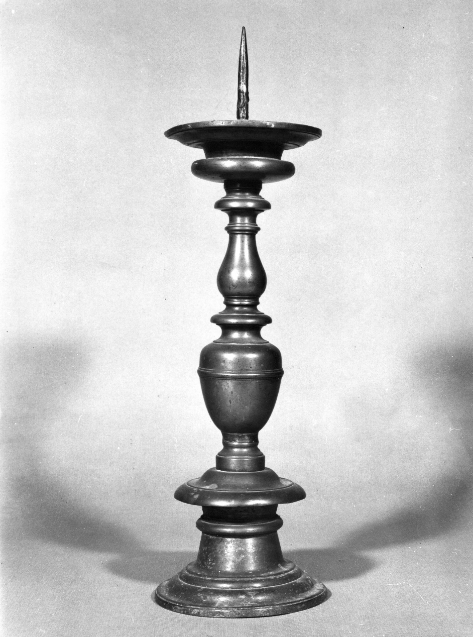 candeliere, serie - bottega toscana (sec. XVII)