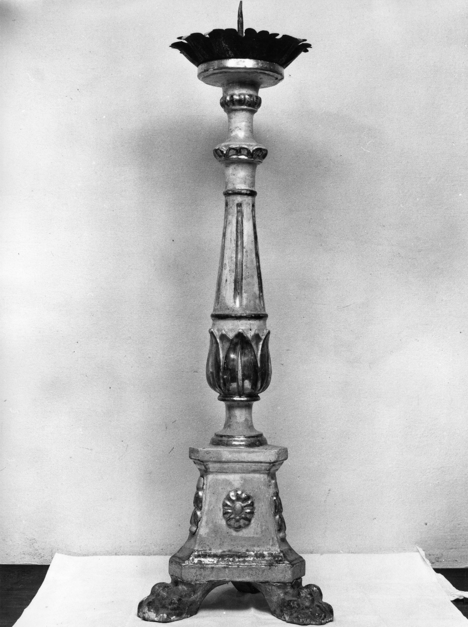 candeliere, serie - bottega toscana (sec. XIX)