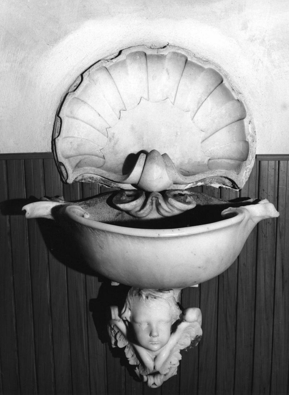 acquasantiera da parete - bottega toscana (fine/inizio secc. XVII/ XVIII)