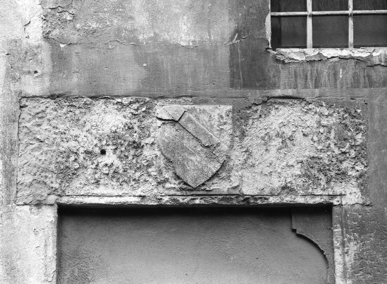 stemma gentilizio della famiglia Alamanni (rilievo) - bottega fiorentina (sec. XIV)