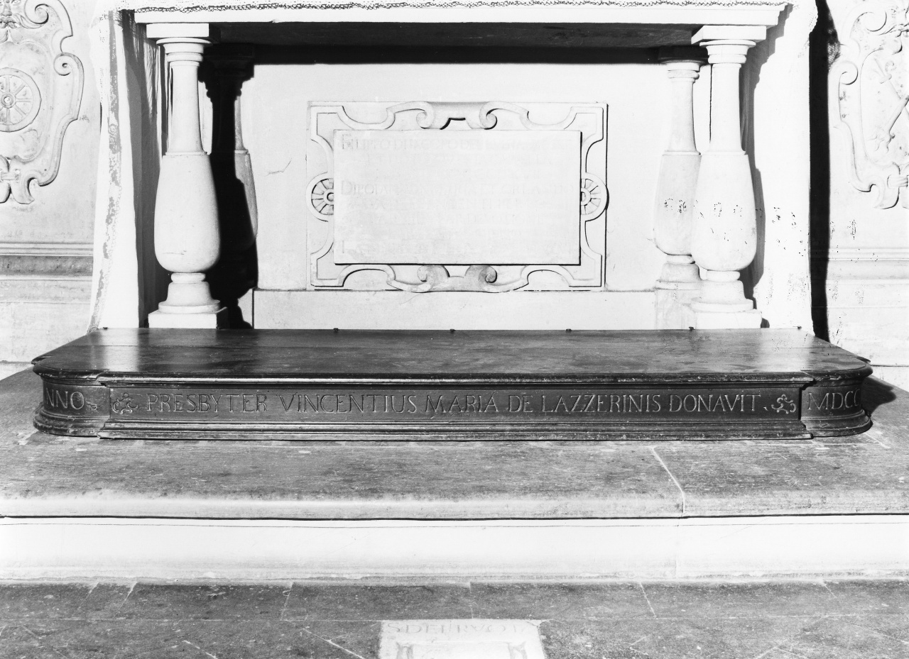 pedana d'altare - bottega toscana (seconda metà sec. XVIII)