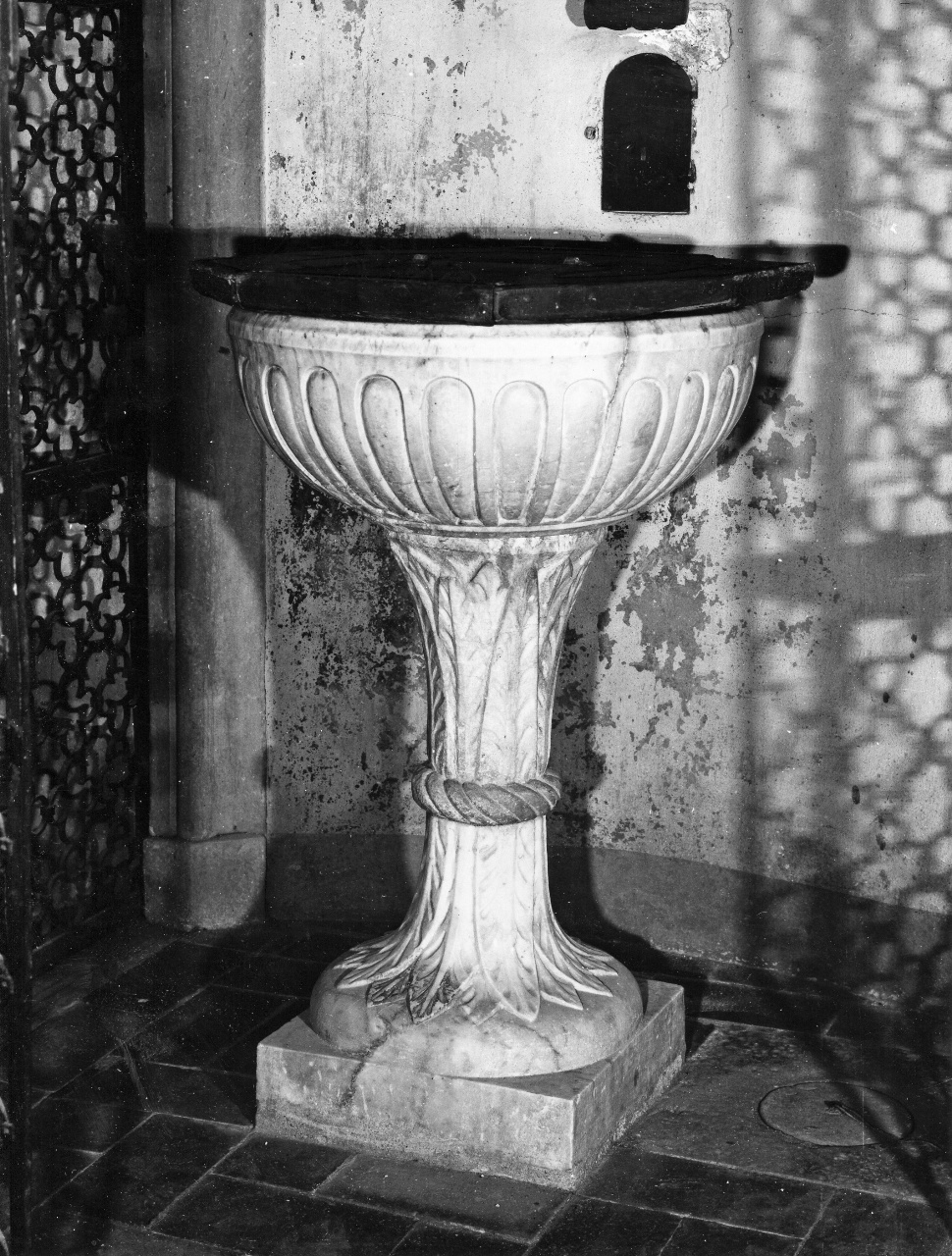 fonte battesimale - manifattura toscana (sec. XV)