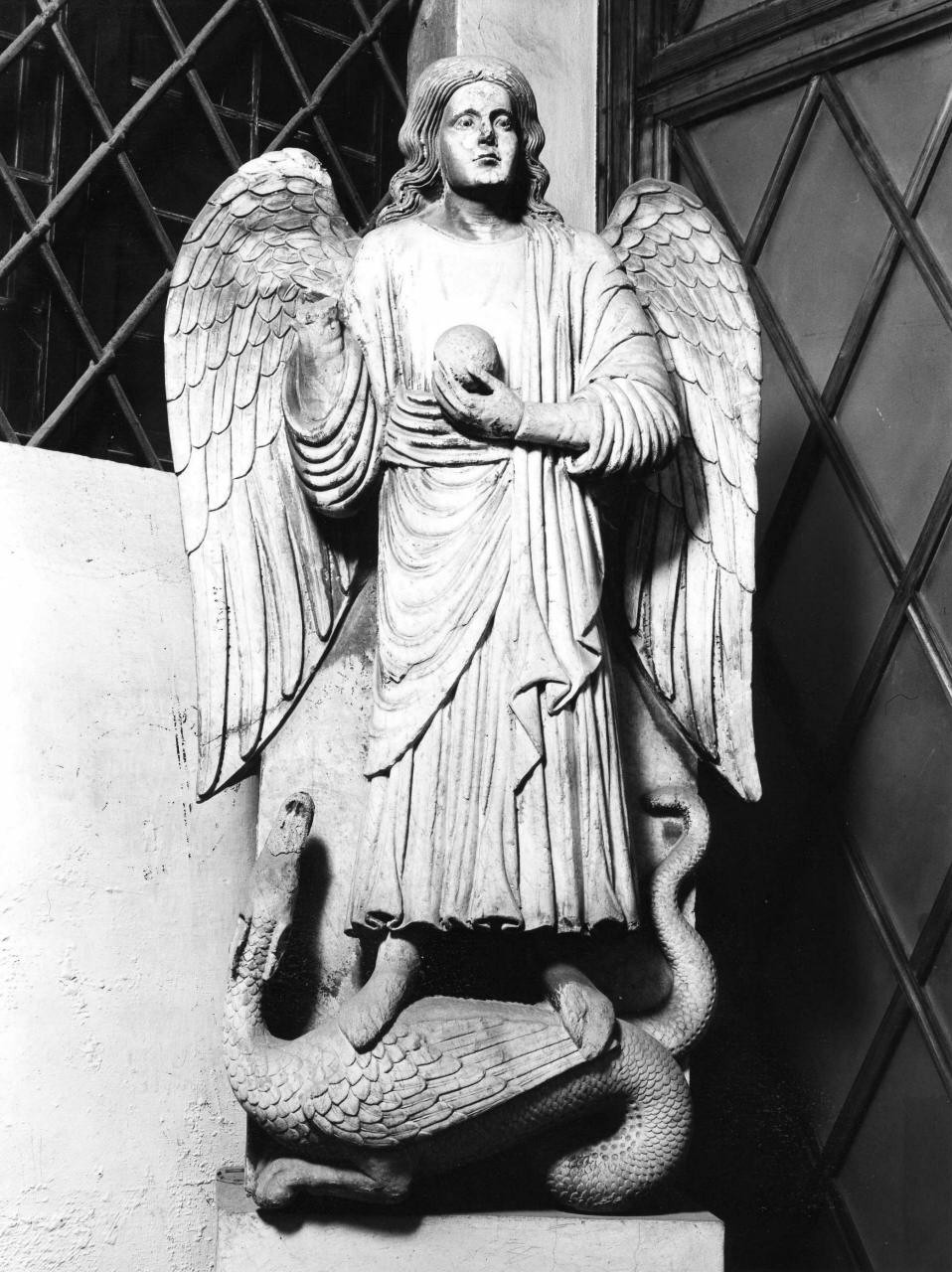San Michele Arcangelo (scultura) di Bigarelli Guido detto Guido da Como (maniera) (sec. XIII)