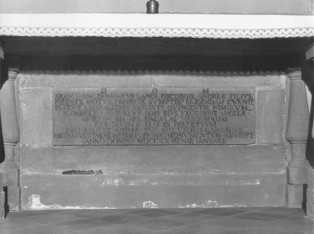 lapide - produzione toscana (sec. XX)