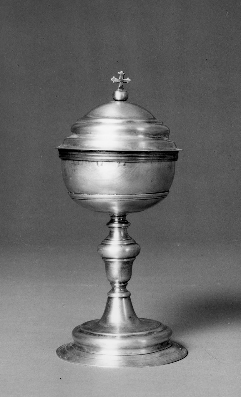 pisside - bottega toscana (seconda metà sec. XVIII)