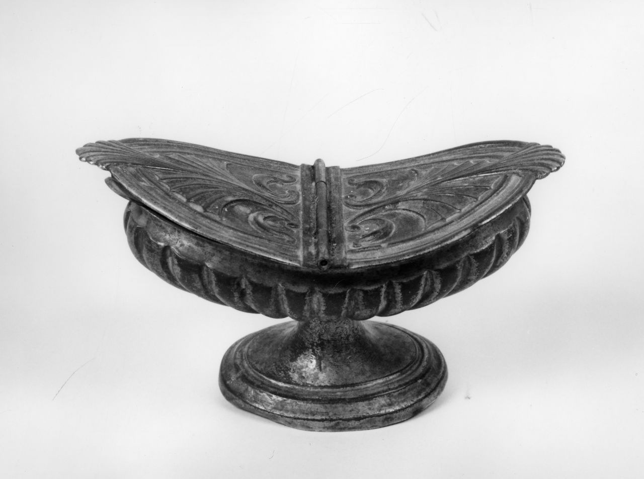navicella portaincenso - bottega toscana (seconda metà sec. XVII)