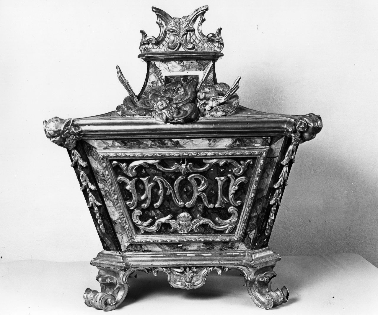 urna - bottega toscana (sec. XVIII)