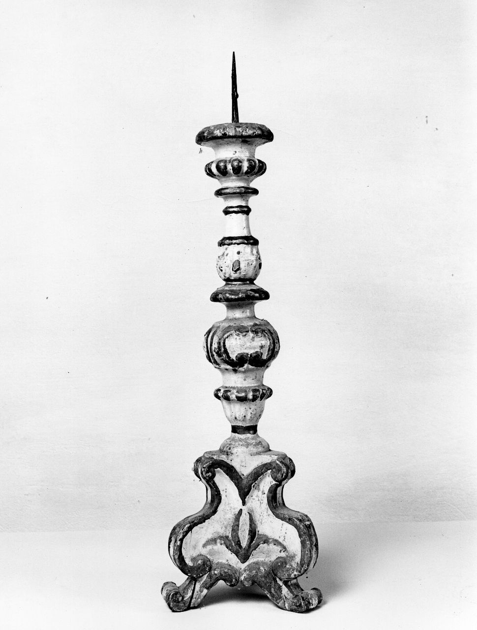 candeliere, serie - bottega toscana (metà sec. XVIII)