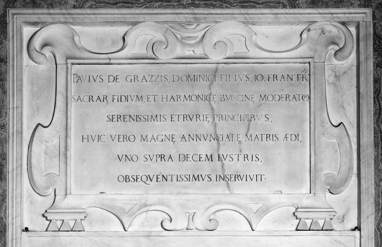 stemma gentilizio della famiglia Grazzi (decorazione plastica, complesso decorativo) di Radi Bernardino, Malavisti Alessandro (sec. XVII)