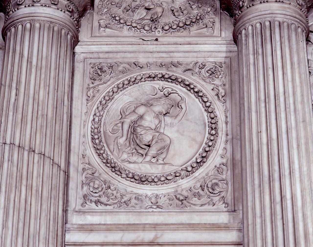 angelo annunciante (rilievo) di Grazini Benedetto detto Benedetto da Rovezzano (cerchia) (sec. XVI)