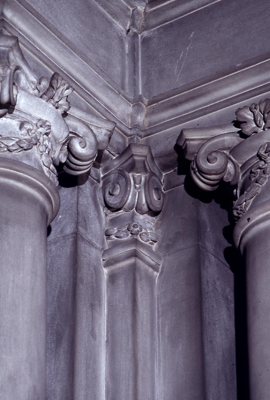 peduccio - angolare di Jean de Boulogne detto Giambologna (sec. XVI)