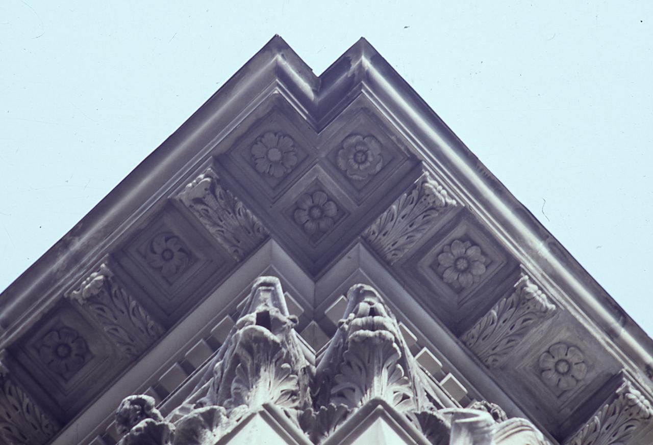 cornice architettonica di Caccini Giovan Battista (secc. XVI/ XVII)