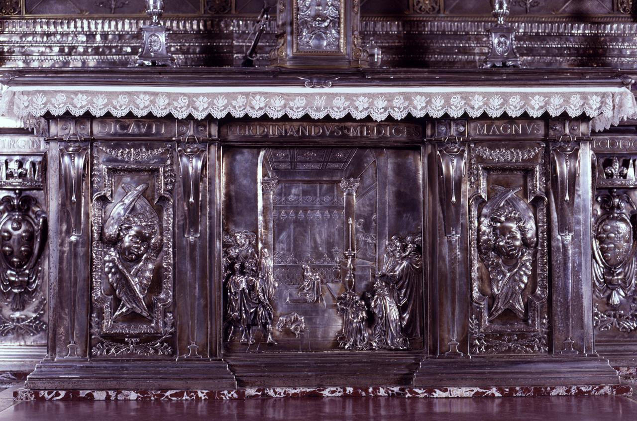 Cosimo II de' Medici inginocchiato davanti all'altare prega per la grazia ricevuta (paliotto) di Leggi Egisto (sec. XVII)