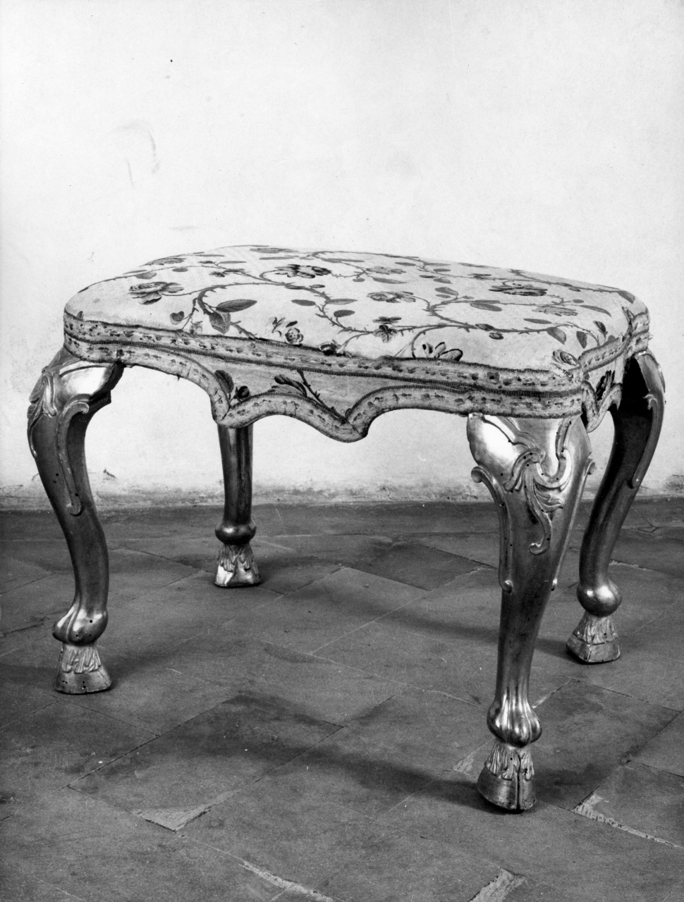 sgabello, serie - bottega toscana (primo quarto sec. XVIII)