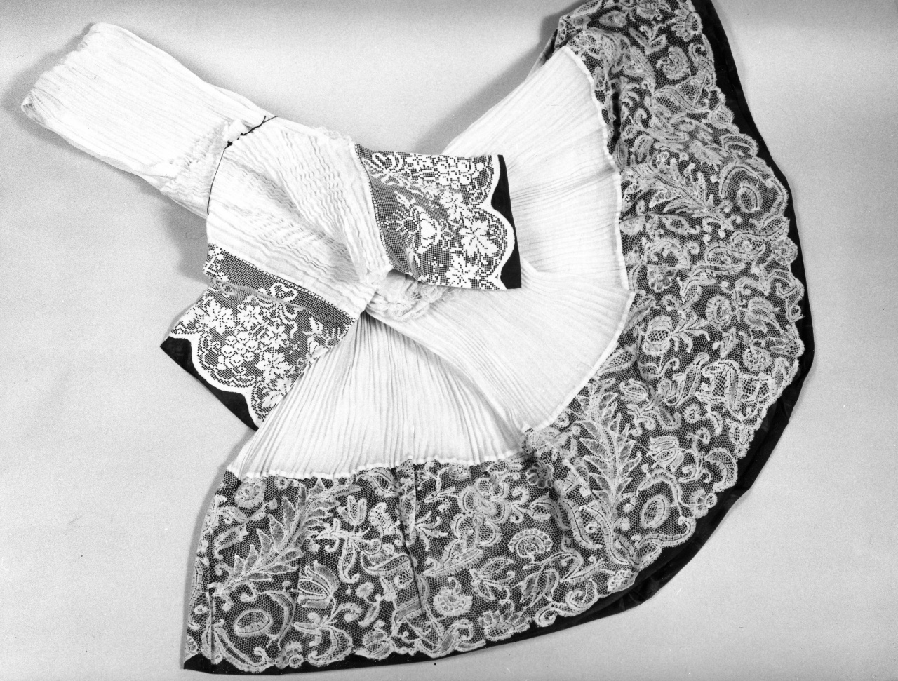 camice - manifattura italiana (metà sec. XVIII, sec. XIX)