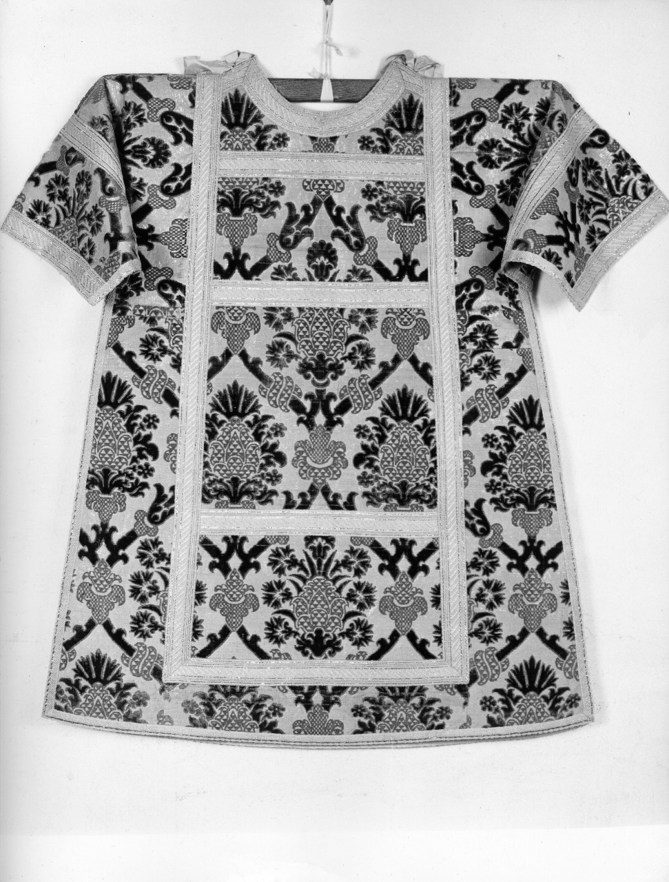 paramento liturgico - manifattura fiorentina (metà sec. XVI)