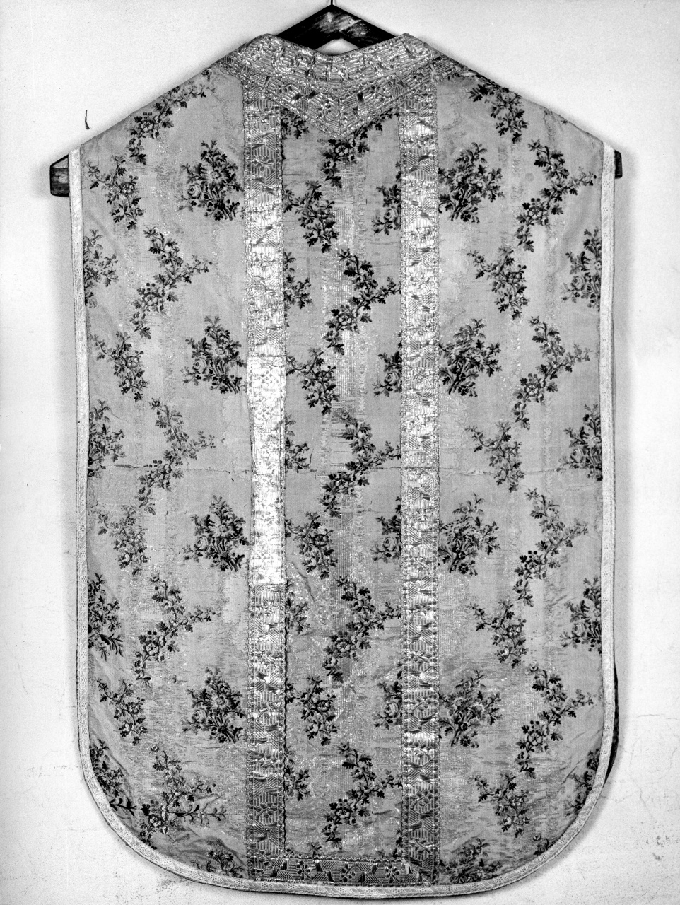 paramento liturgico - manifattura veneziana, manifattura francese (sec. XVIII)