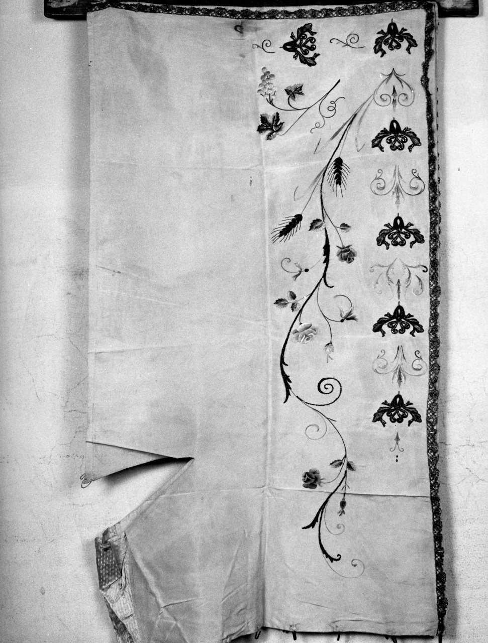 paliotto - manifattura italiana (sec. XX)