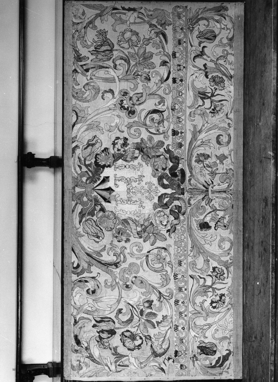 paliotto - manifattura toscana (prima metà sec. XVIII)