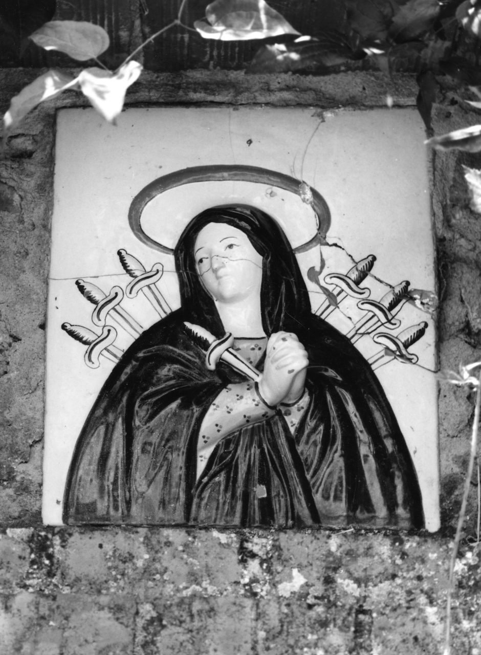 Madonna dei Sette Dolori (rilievo) - ambito toscano (ultimo quarto sec. XIX)