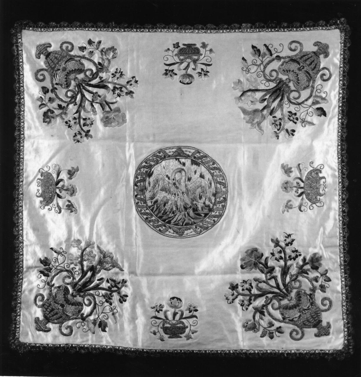 velo di calice, elemento d'insieme - manifattura italiana (prima metà sec. XVIII)