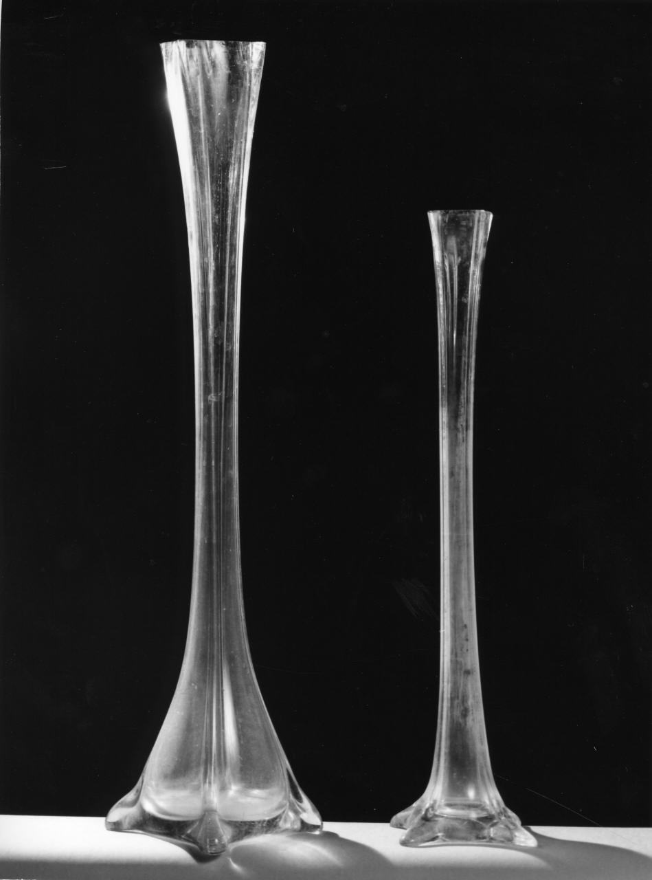 vaso da fiori, serie - produzione toscana (inizio sec. XX)