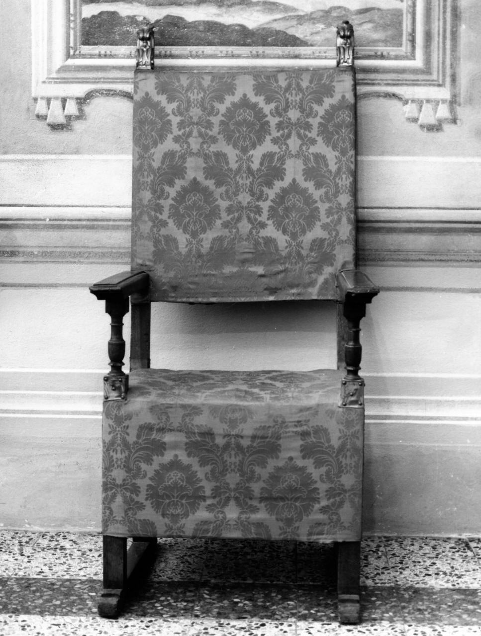 sedia - a braccioli - bottega toscana (fine/inizio secc. XVII/ XVIII)