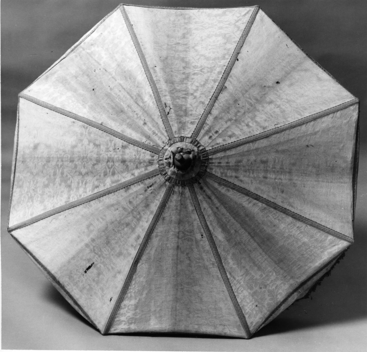 ombrellino processionale - manifattura italiana (prima metà sec. XIX)