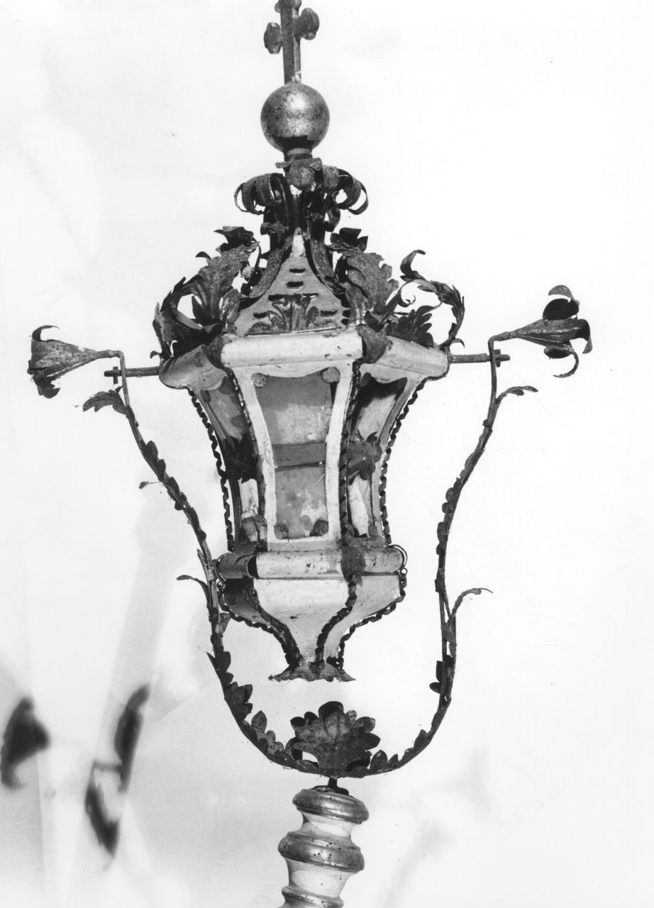 lanterna processionale, serie - produzione toscana (sec. XVIII)