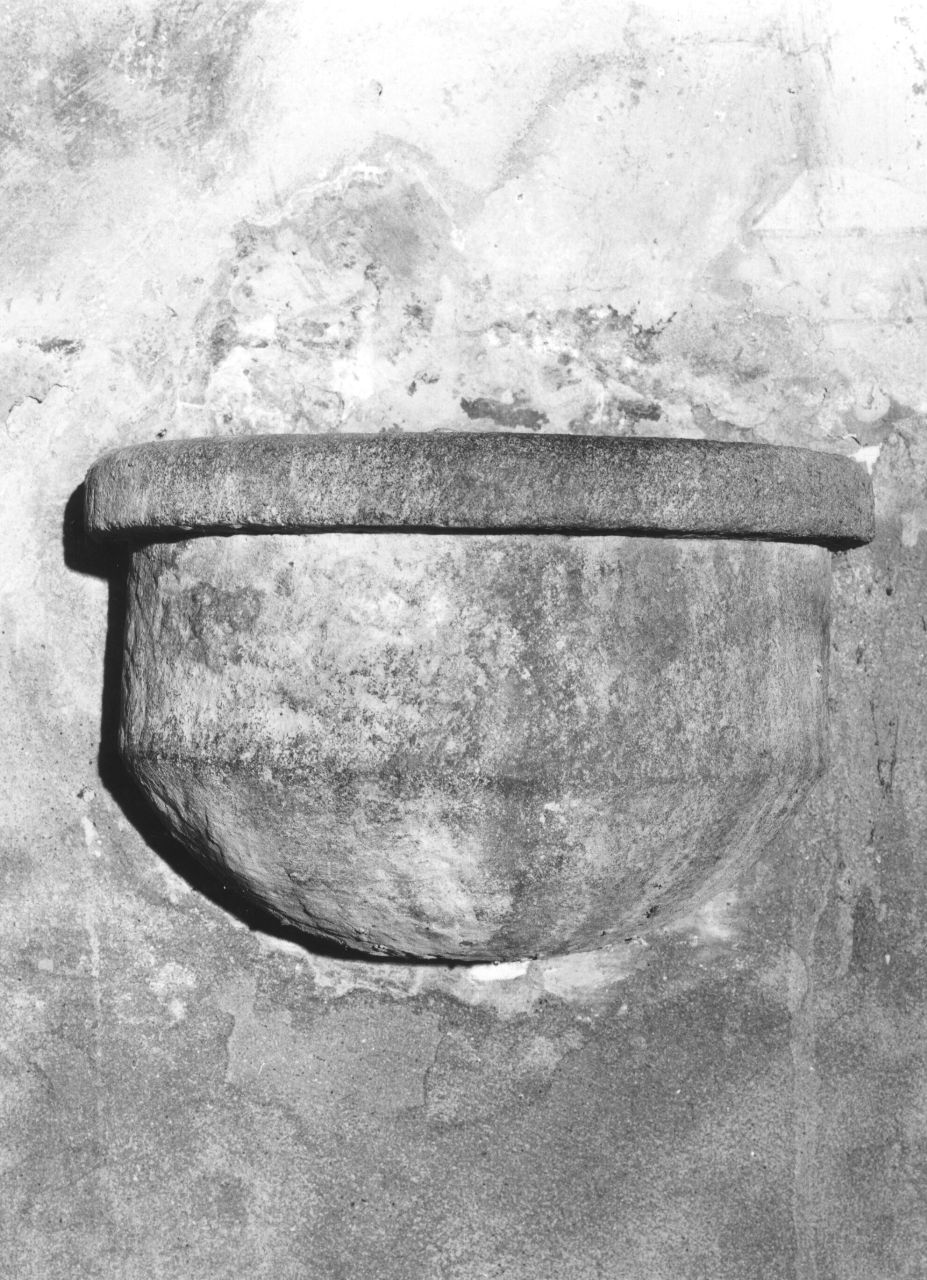 acquasantiera da parete - bottega toscana (fine/inizio secc. XVIII/ XIX)