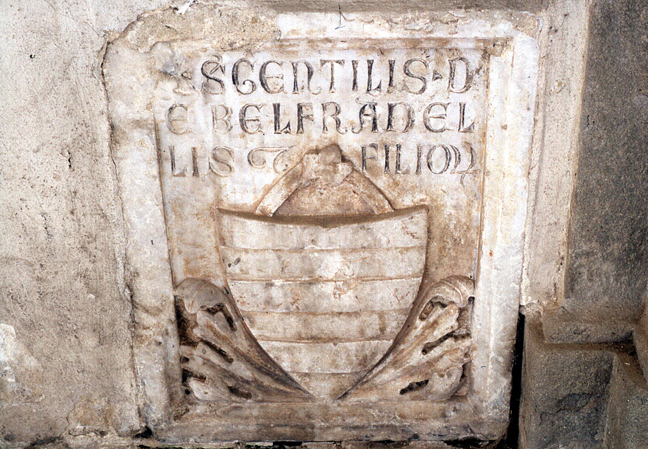 stemma gentilizio della famiglia Belfredelli (lapide tombale) - produzione toscana (prima metà sec. XV)