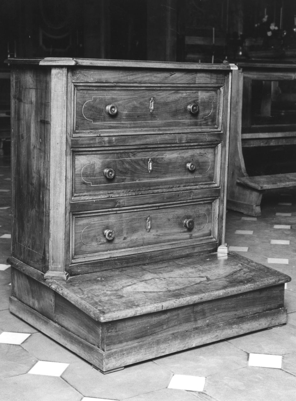 inginocchiatoio - bottega fiorentina (prima metà sec. XVIII)