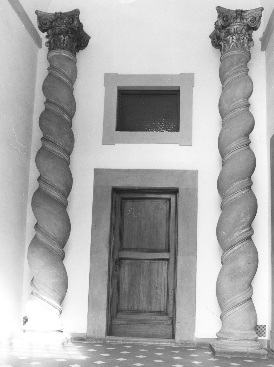 colonna, serie - bottega fiorentina (inizio sec. XVIII)