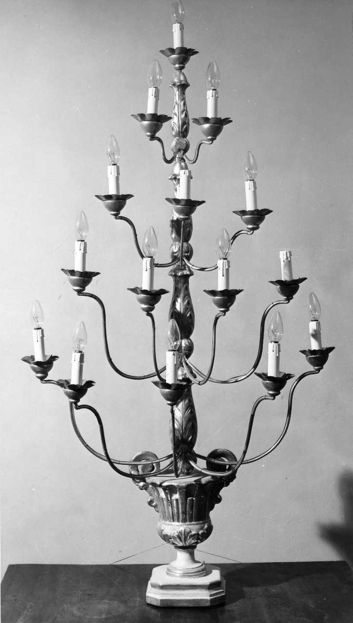 candeliere - produzione toscana (primo quarto sec. XIX)