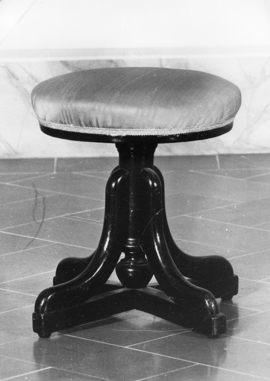sgabello, serie di Moggi (ultimo quarto sec. XIX)