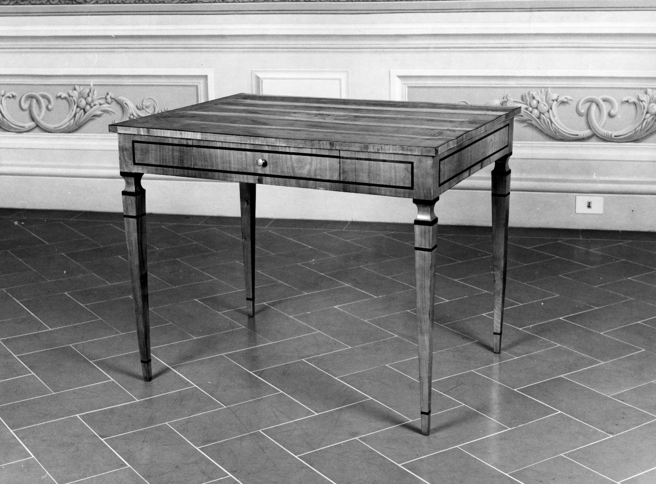 tavolino, serie - bottega fiorentina (fine sec. XVIII)