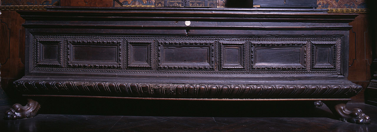 motivo decorativo a specchiature (cassone) - manifattura toscana (ultimo quarto sec. XVI)