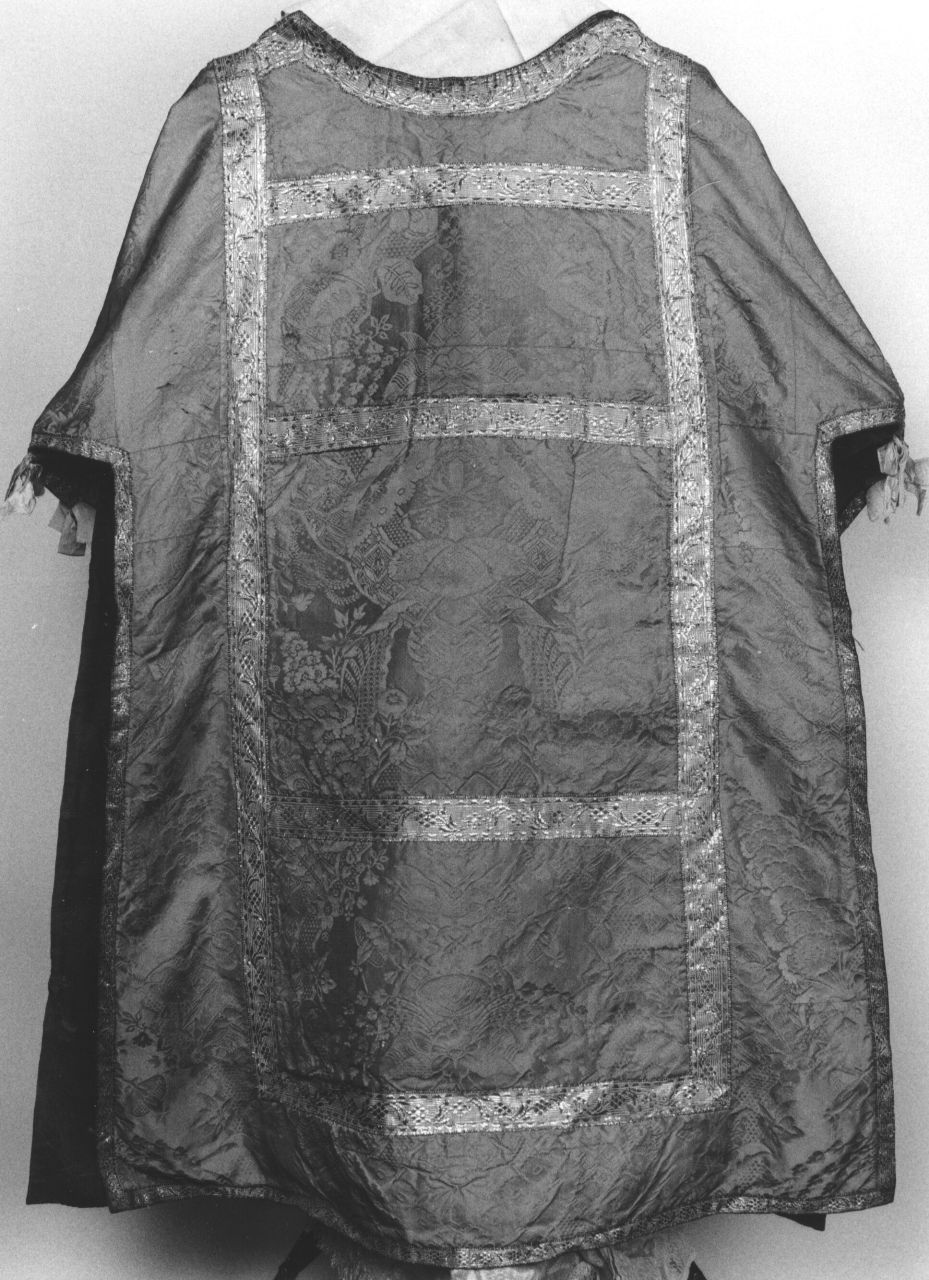 paramento liturgico, frammento - manifattura italiana (prima metà sec. XVIII)