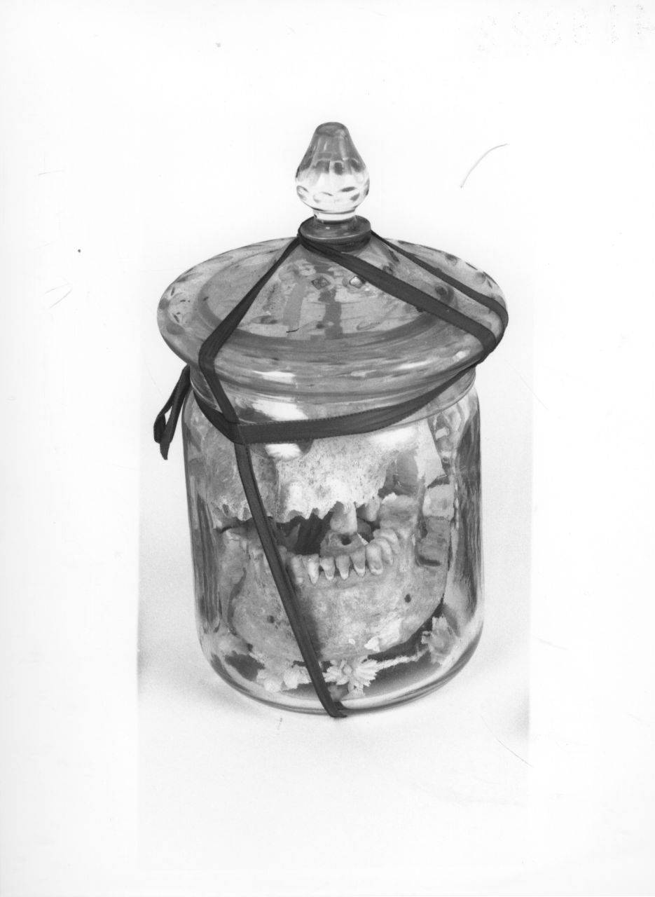 reliquiario - a vaso - bottega veneziana (seconda metà sec. XIX)