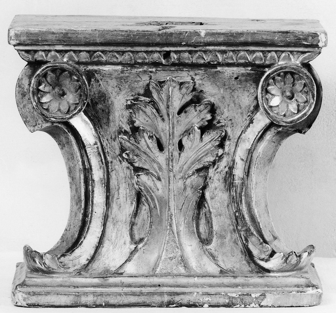 base - produzione toscana (secc. XVIII/ XIX)