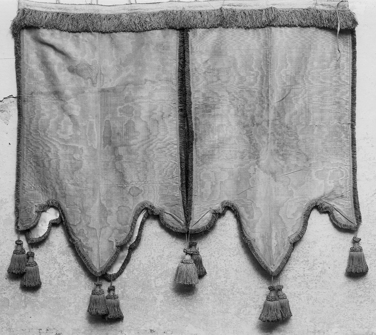 lambrecchino di baldacchino, serie - manifattura fiorentina (sec. XIX)