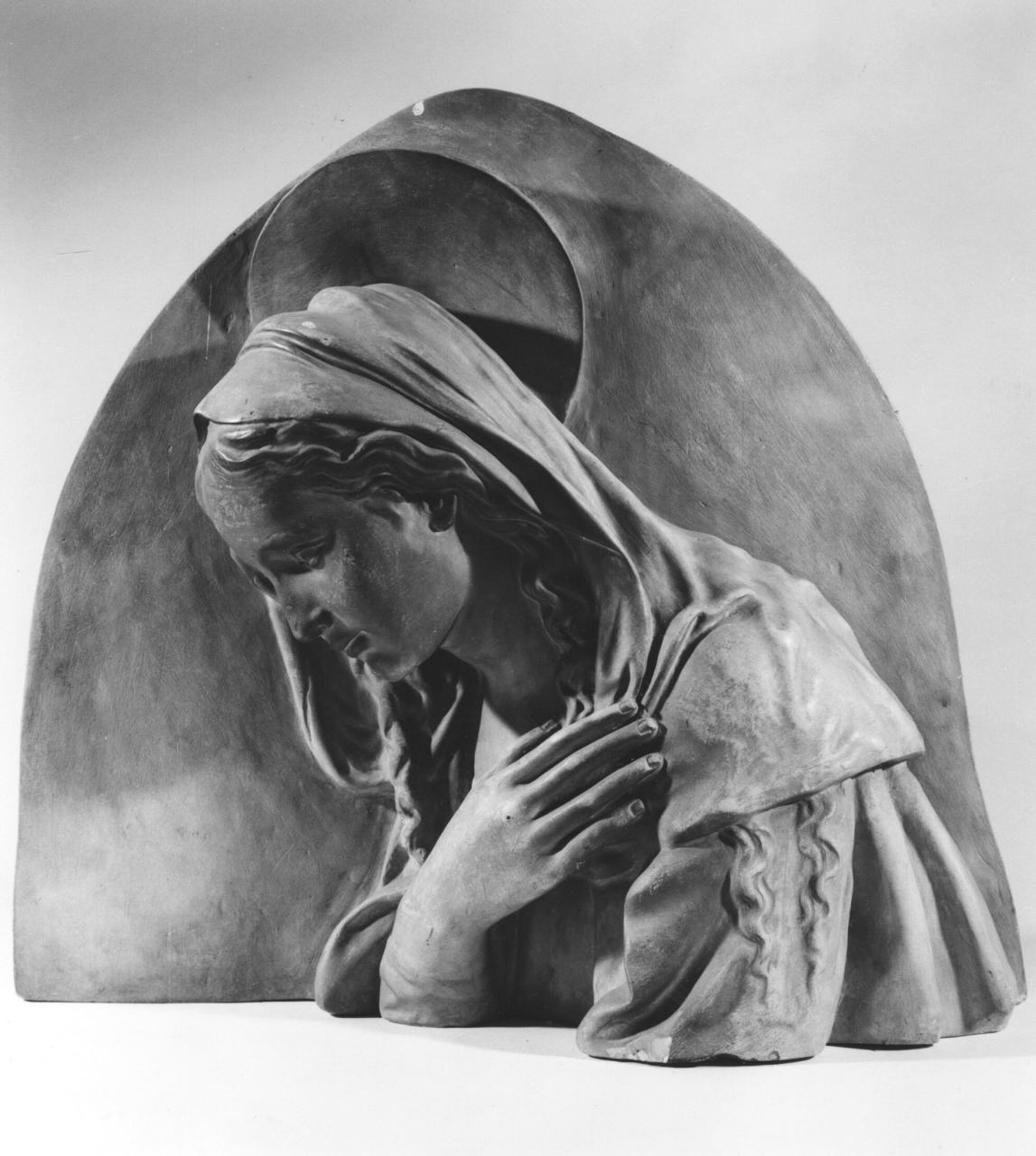 Madonna orante (rilievo) - manifattura di Signa (inizio sec. XX)